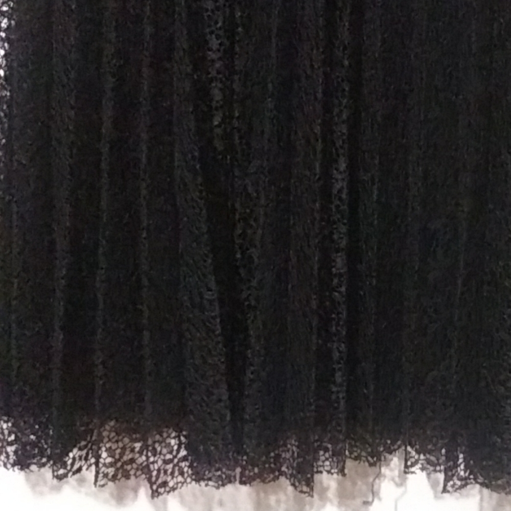 Skirt - Picture 2 of 2